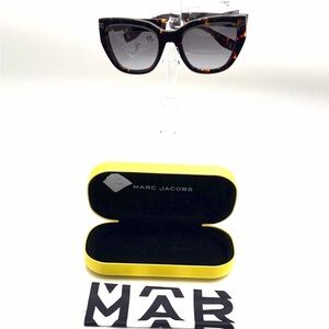 Marc Jacobs Brown Cat-Eye Sunglasses